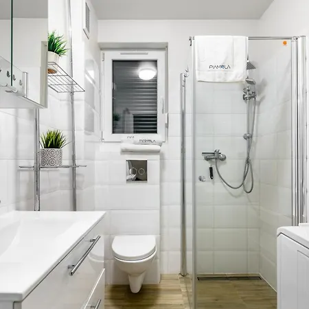 Lägenhet Piamola Park *